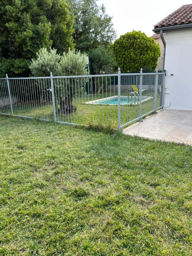 Villa Chaton LʼIsle-sur-la-Sorgue Εξωτερικό φωτογραφία